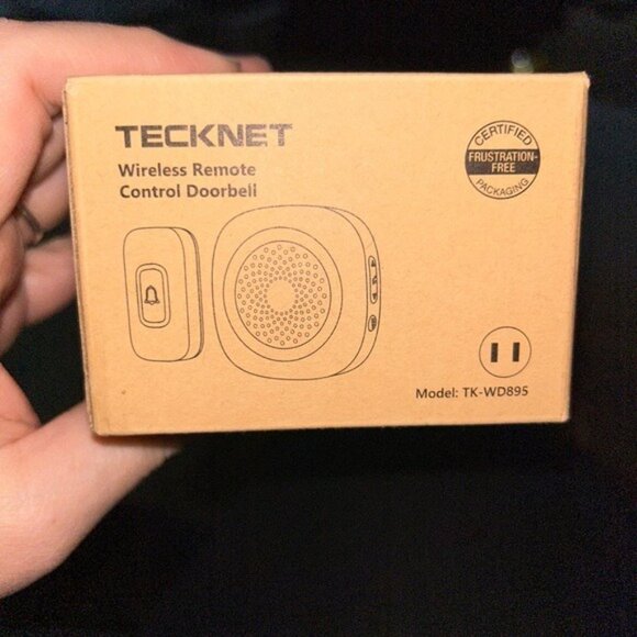 NIB NEW! White Wireless Doorbell with LED Light New in Box Security Door Bell - Picture 11 of 12